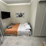 Apartment Etoile 72